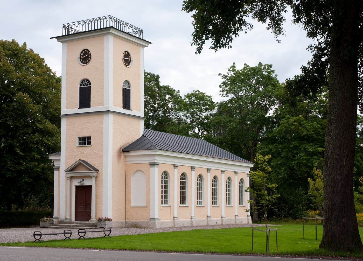 Brevens kyrka