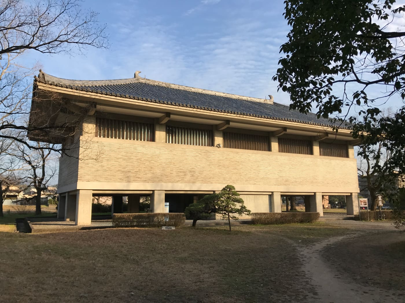 Kanzeon-ji Treasure House