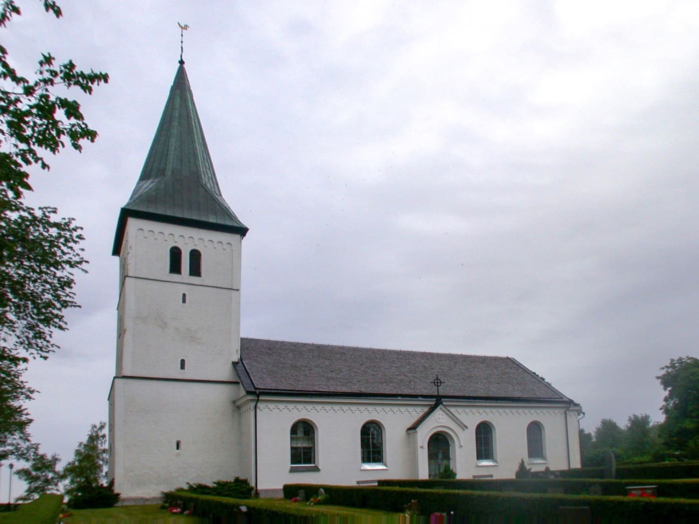 Fivelstad Church