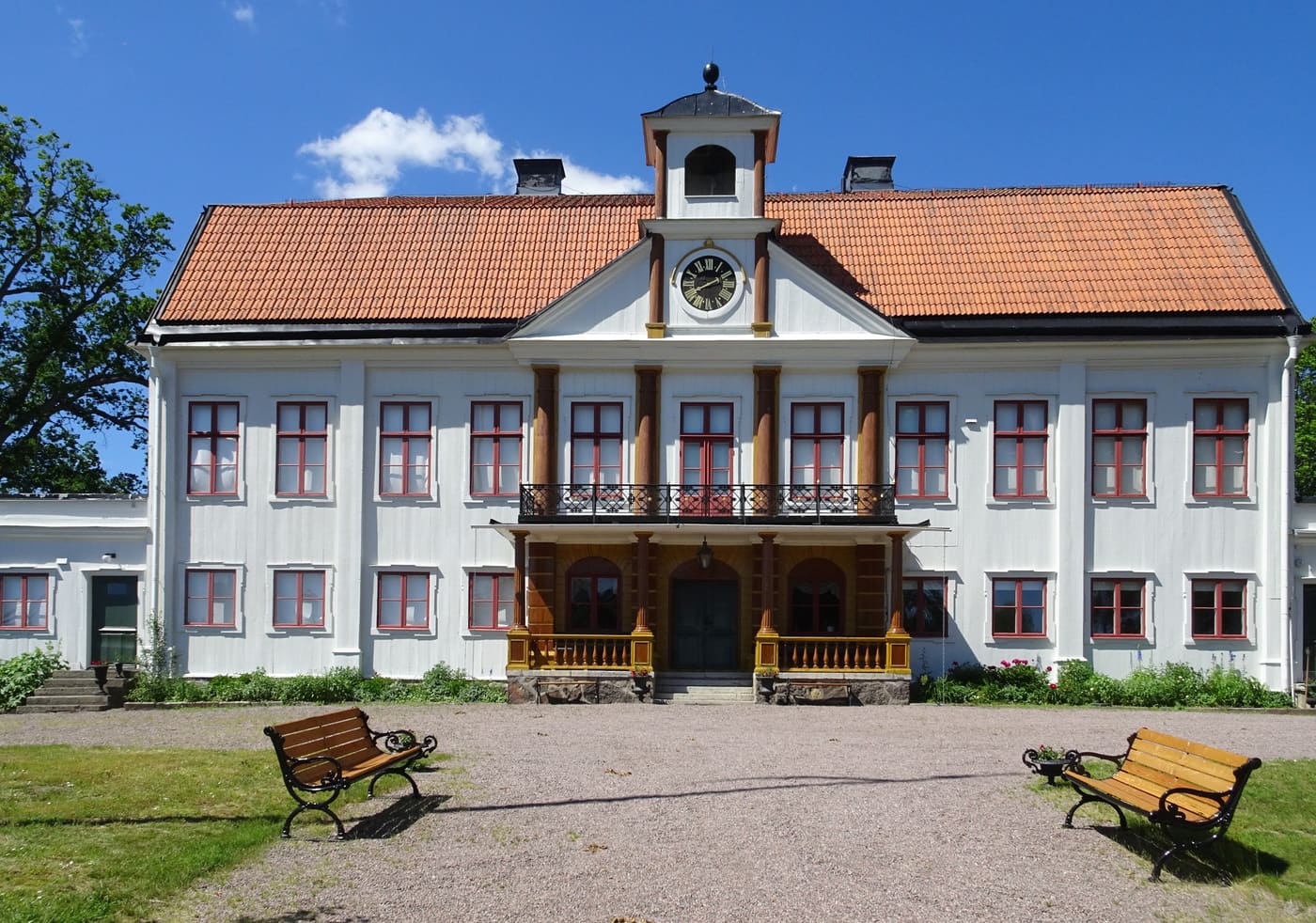 Fredriksbergs herrgård