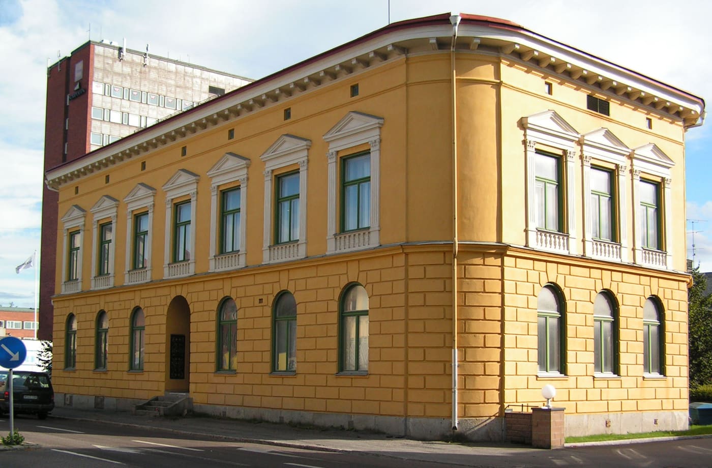 Old House of Bank