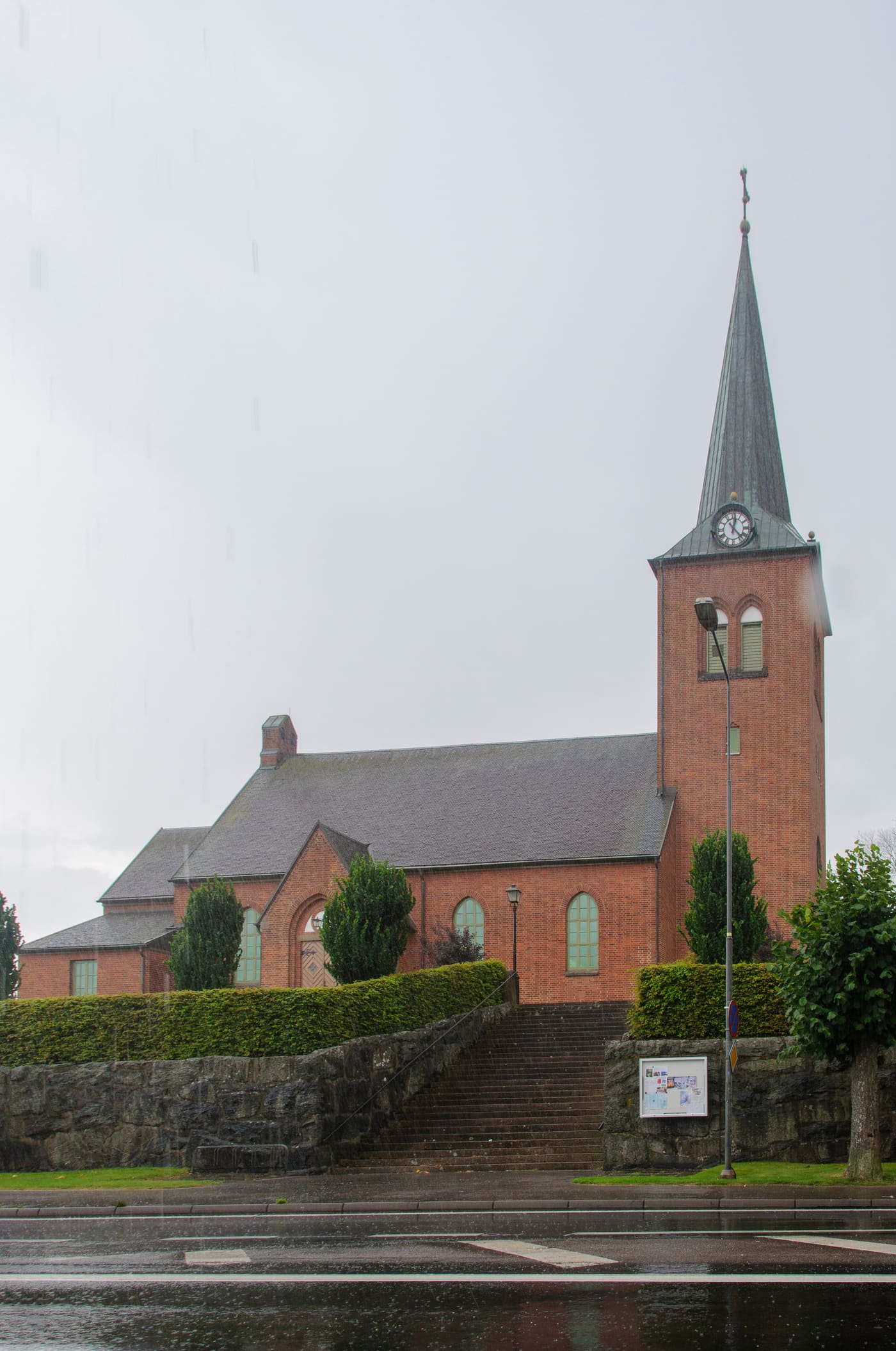 Grästorp Church