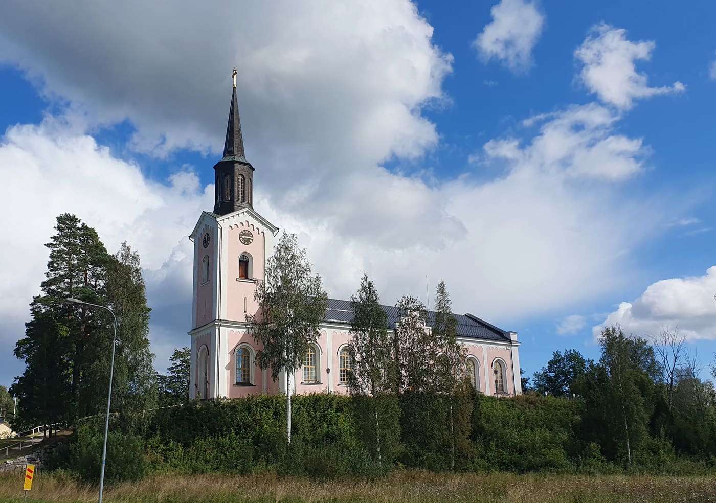Hamrånge Church