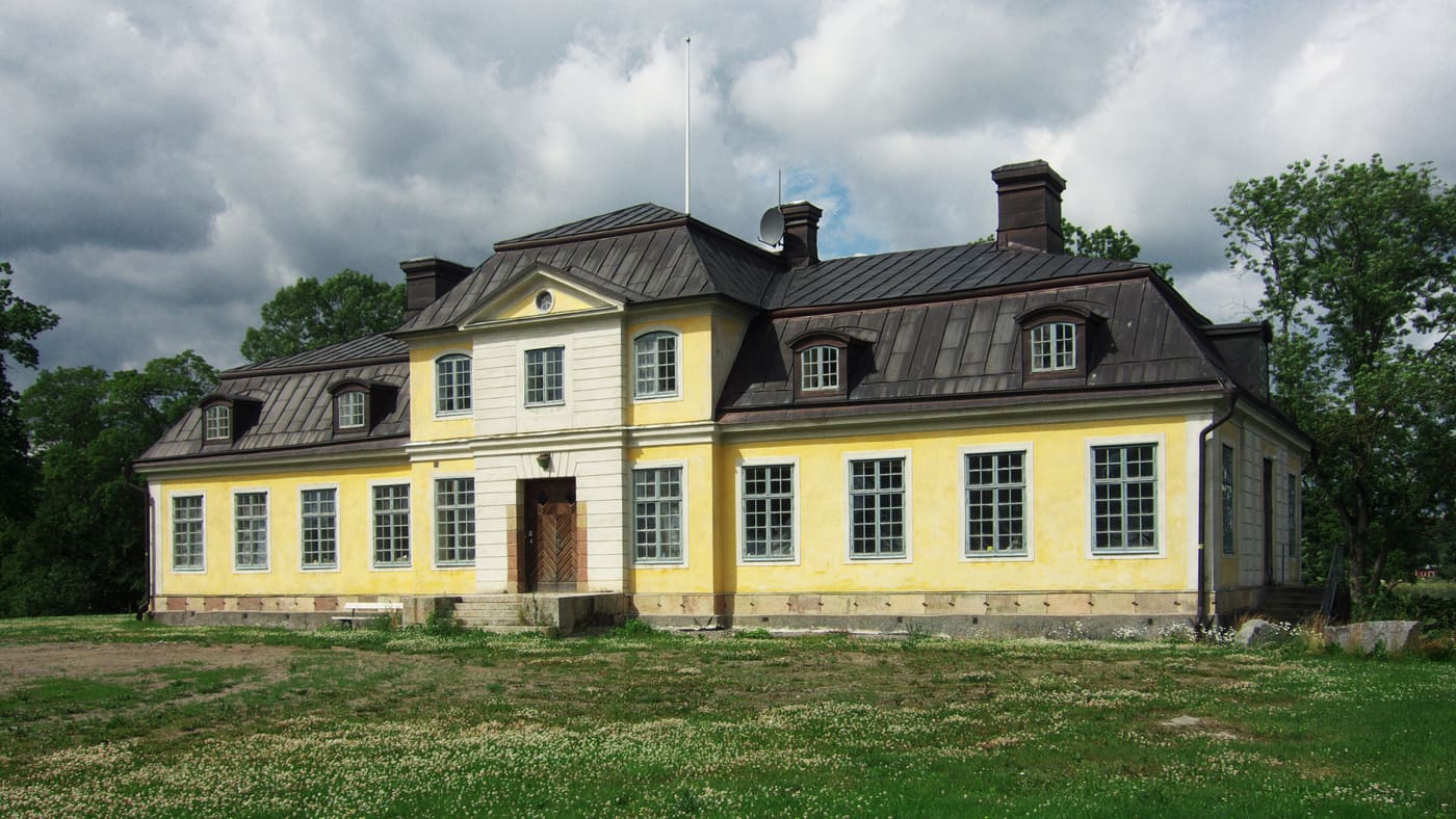 Hedensberg Manor