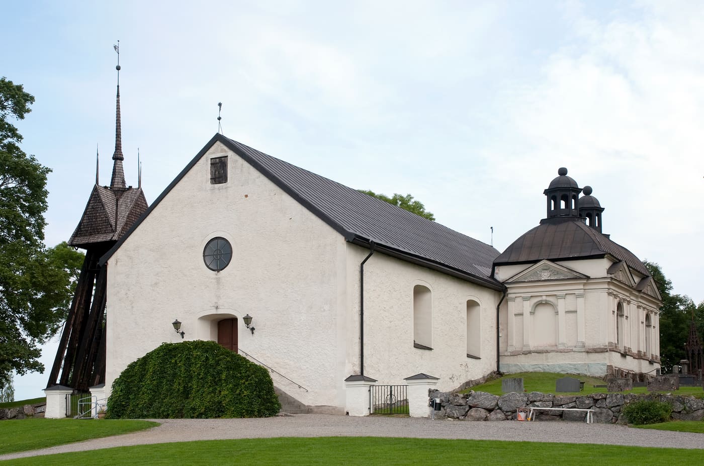 Husby-Oppunda Church