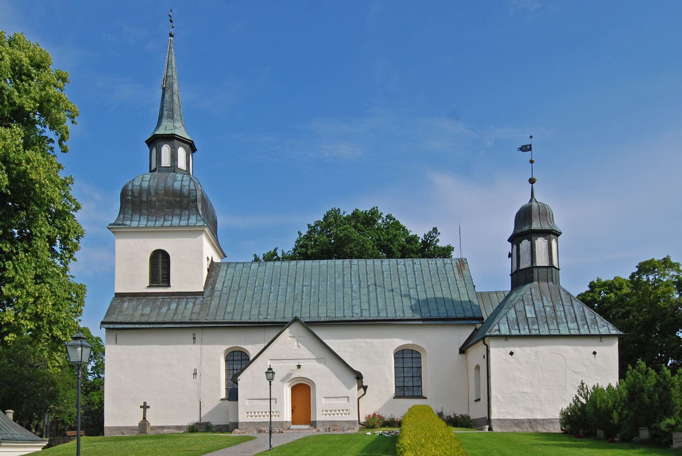 Husby-Rekarne Church