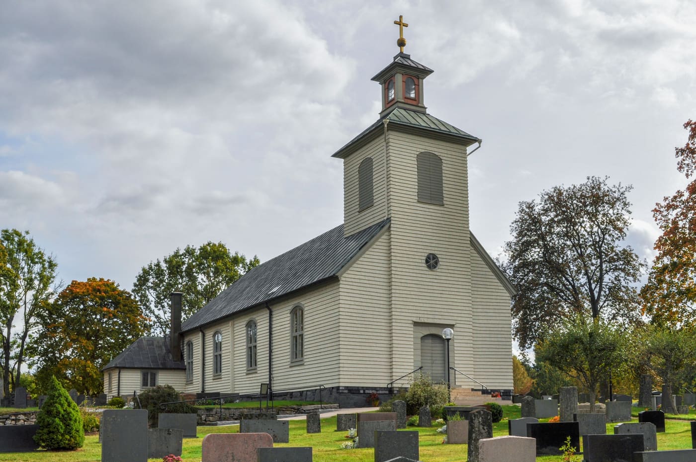 Härlunda Church