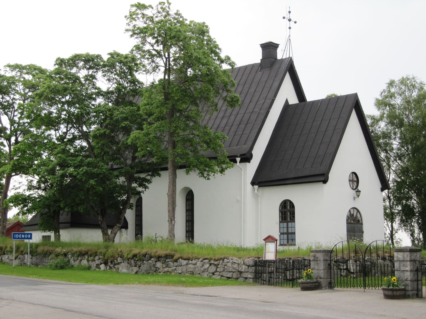 Idenors Church