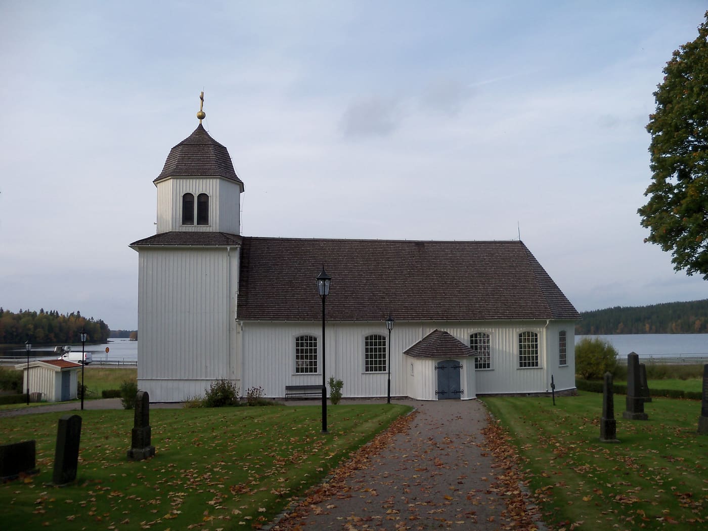 Strängsered Church
