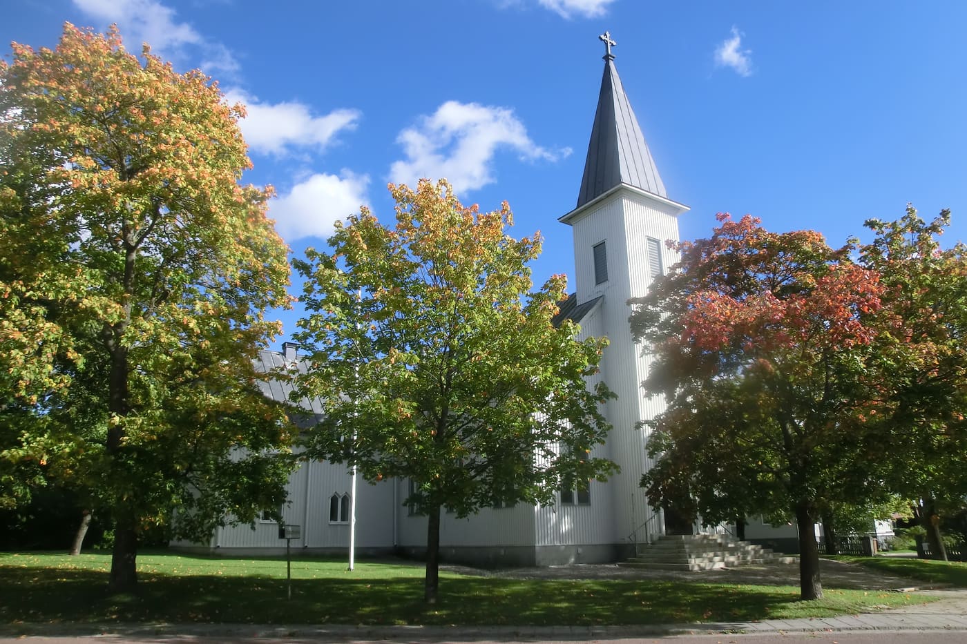 Strömsbro Church