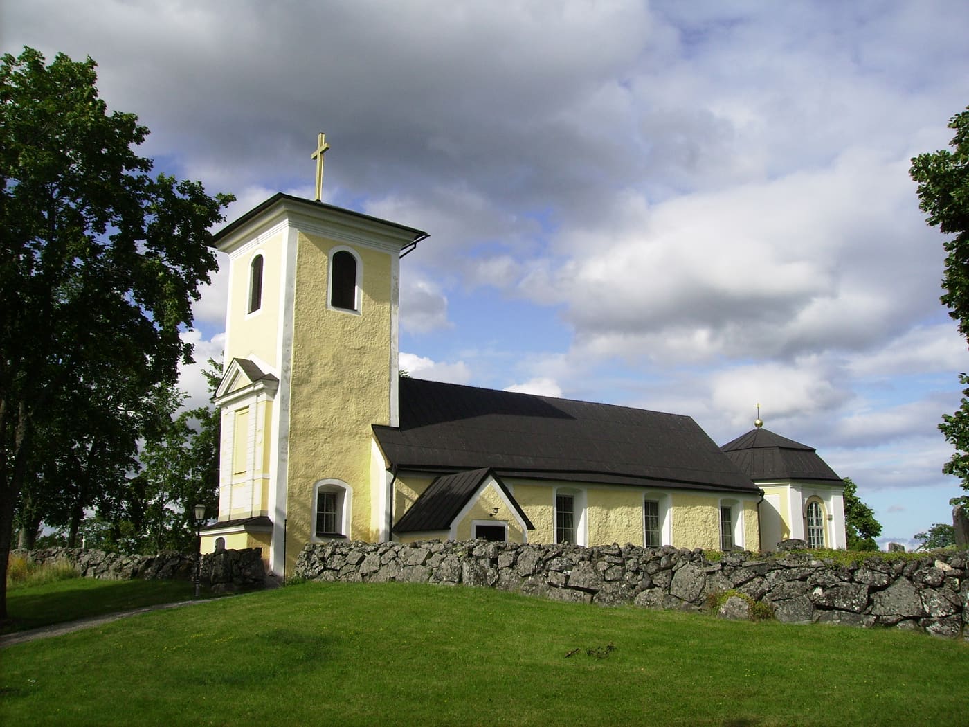 Torsåkers kyrka, Södermanland