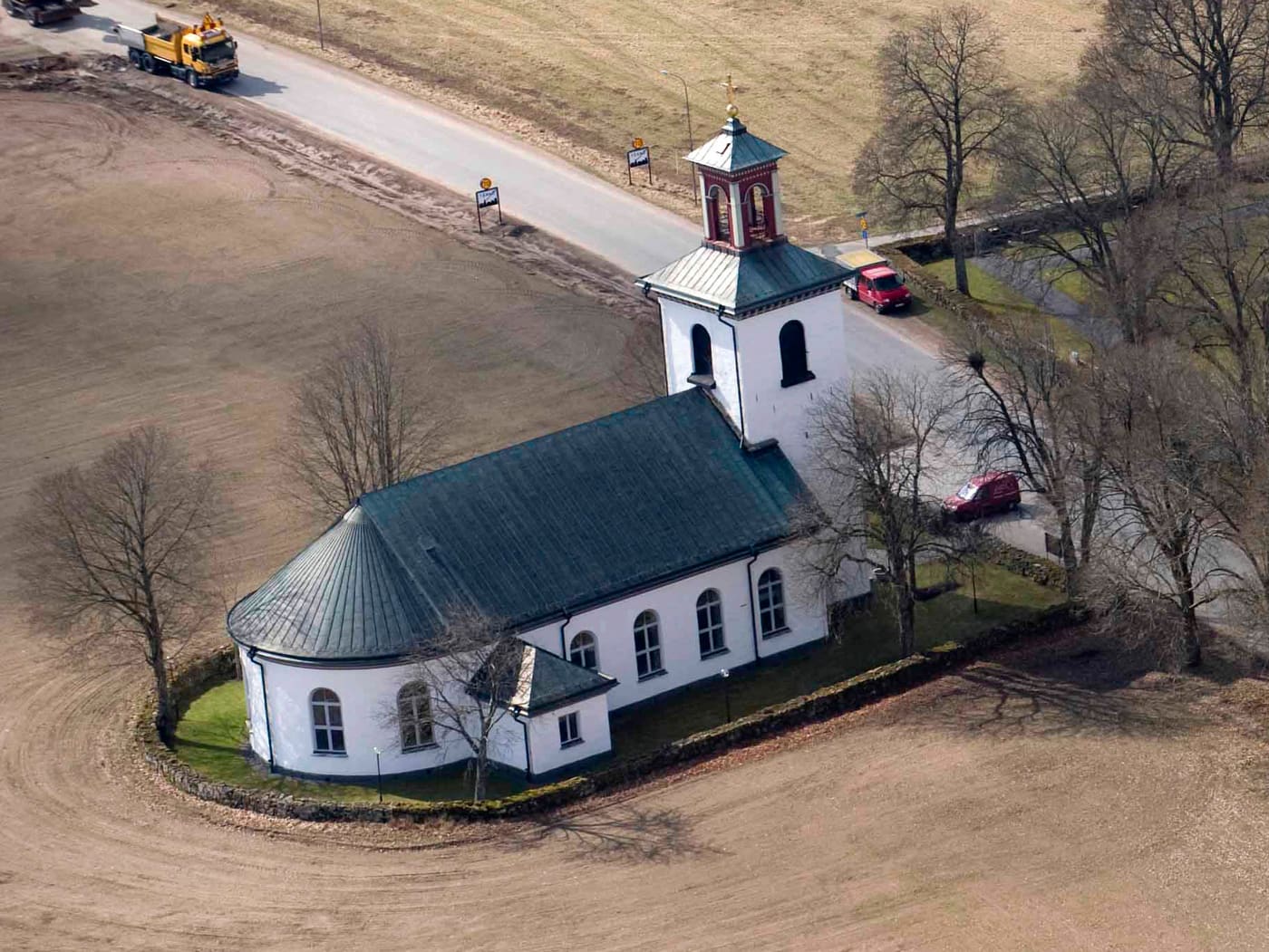 Tånnö Church