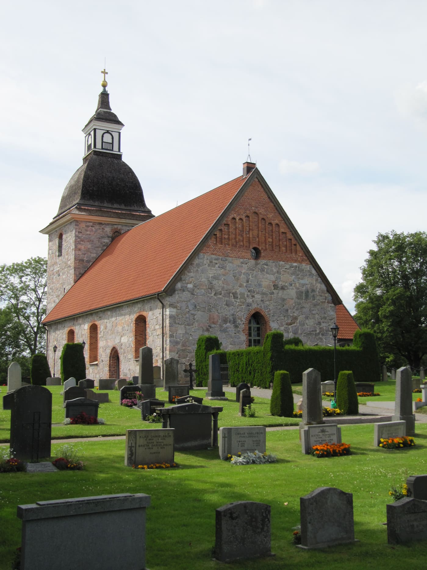 Törnsfalls kyrka