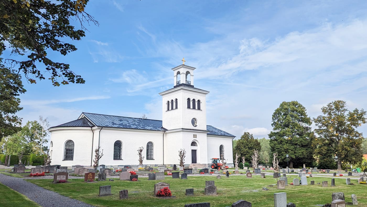 Ukna Church