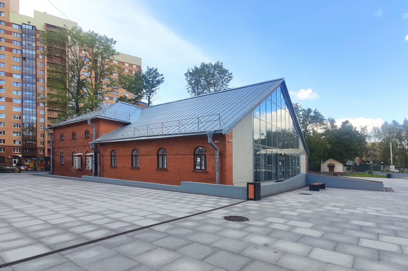House of the aviators museum of Vsevolozhsk