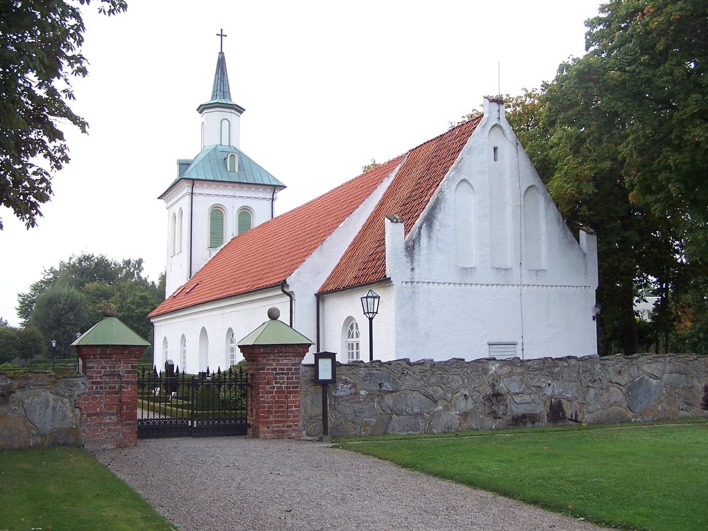 Ysane Church