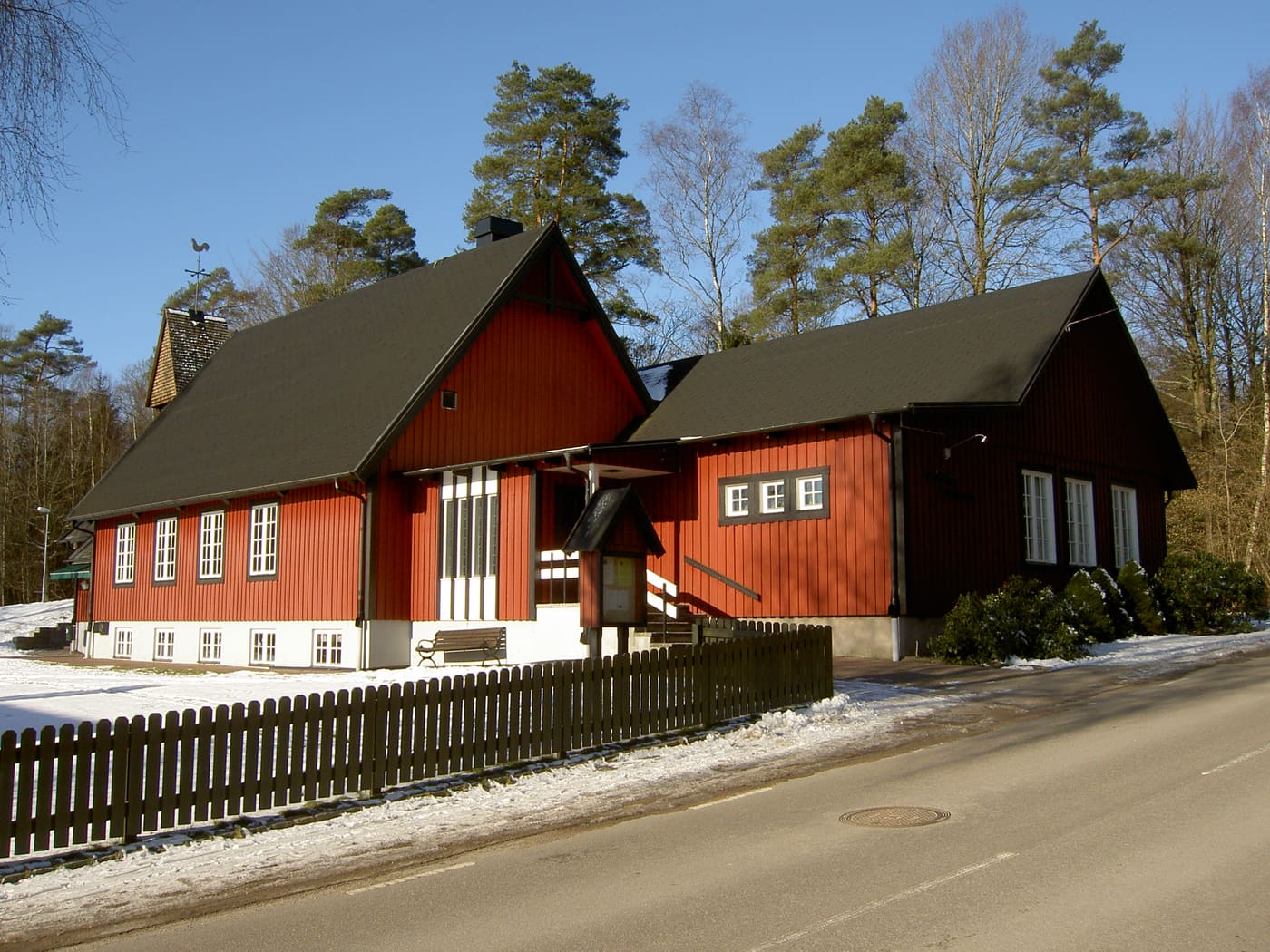 Åsljunga småkyrka