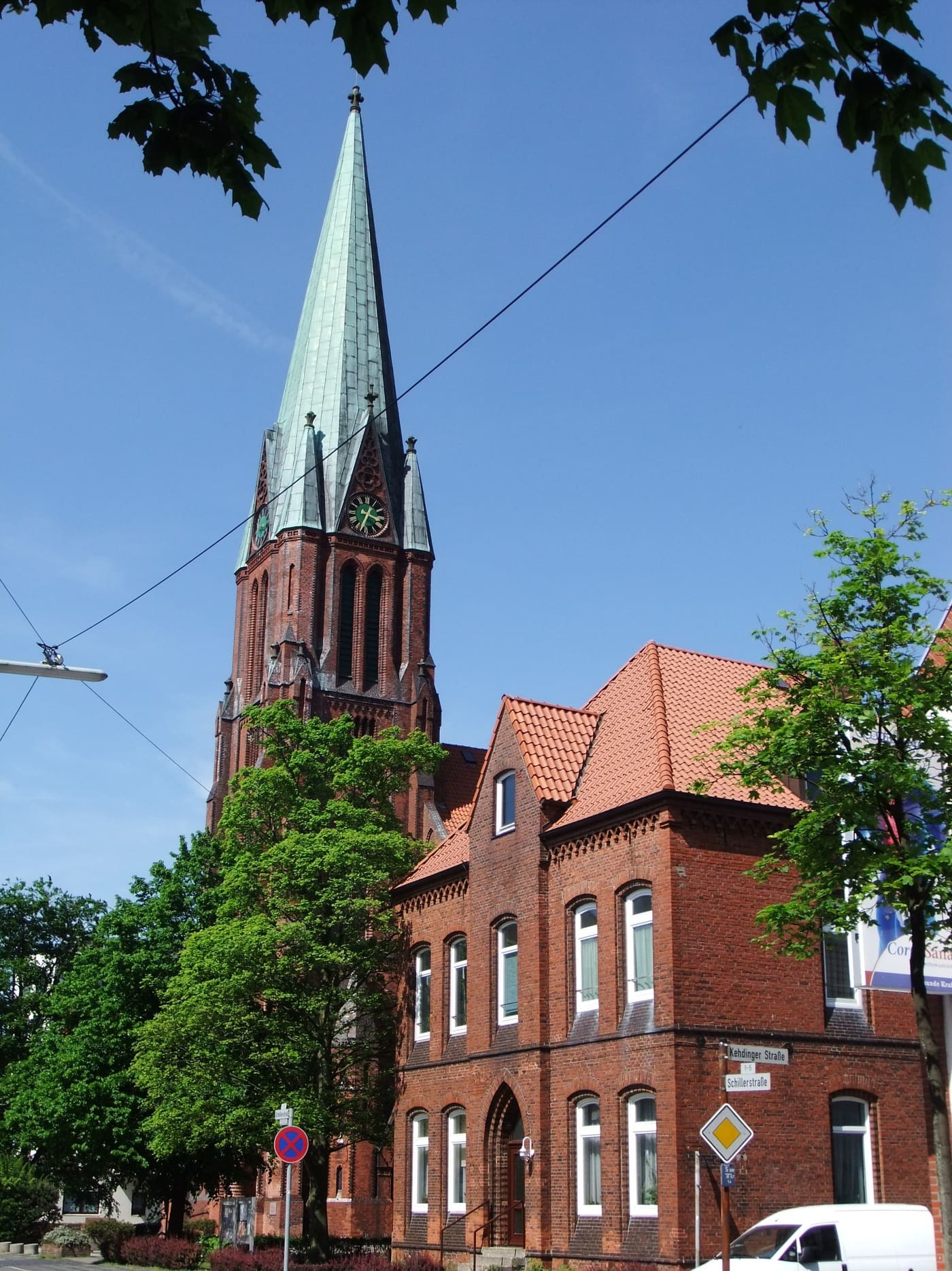 Christuskirche und Altes Pfarrhaus