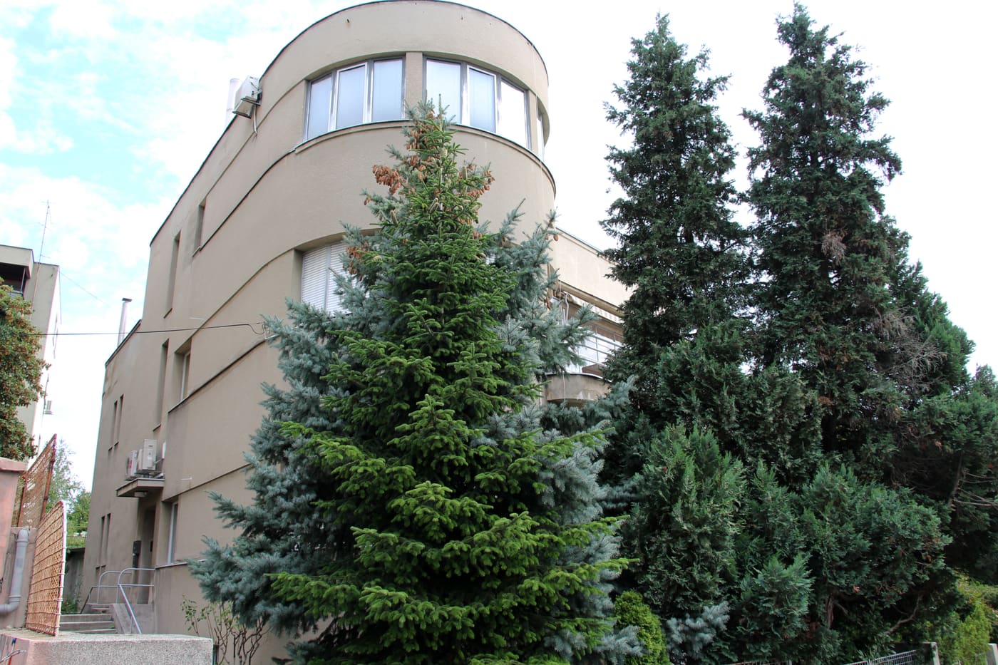 Ensemble of city villas in Novakova Street
