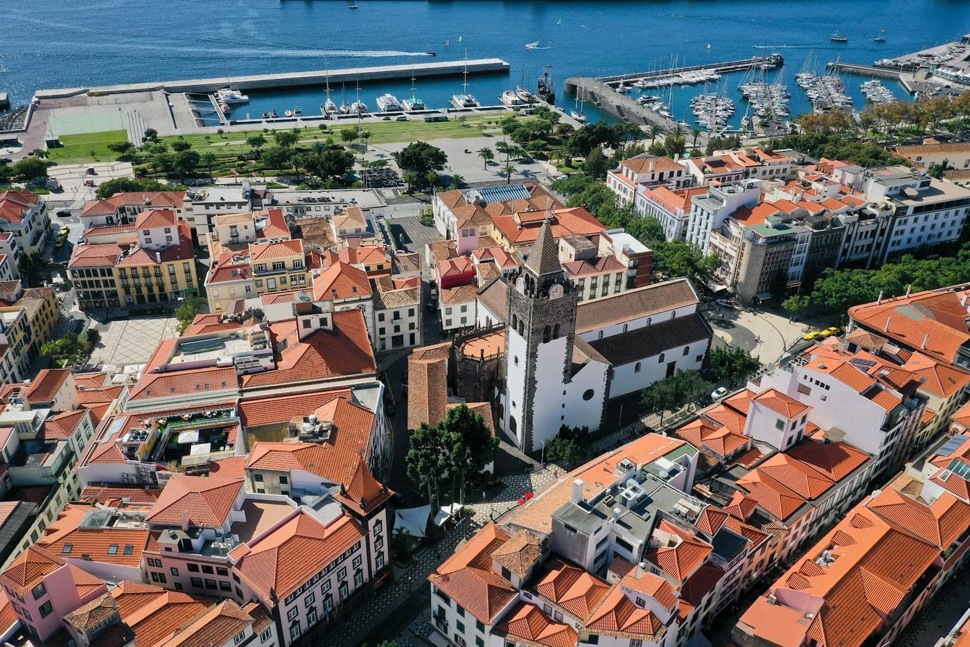 Edifício da Confraria do Santíssimo da Sé do Funchal