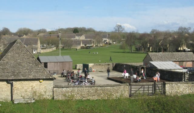 Cogges Manor Farm Museum