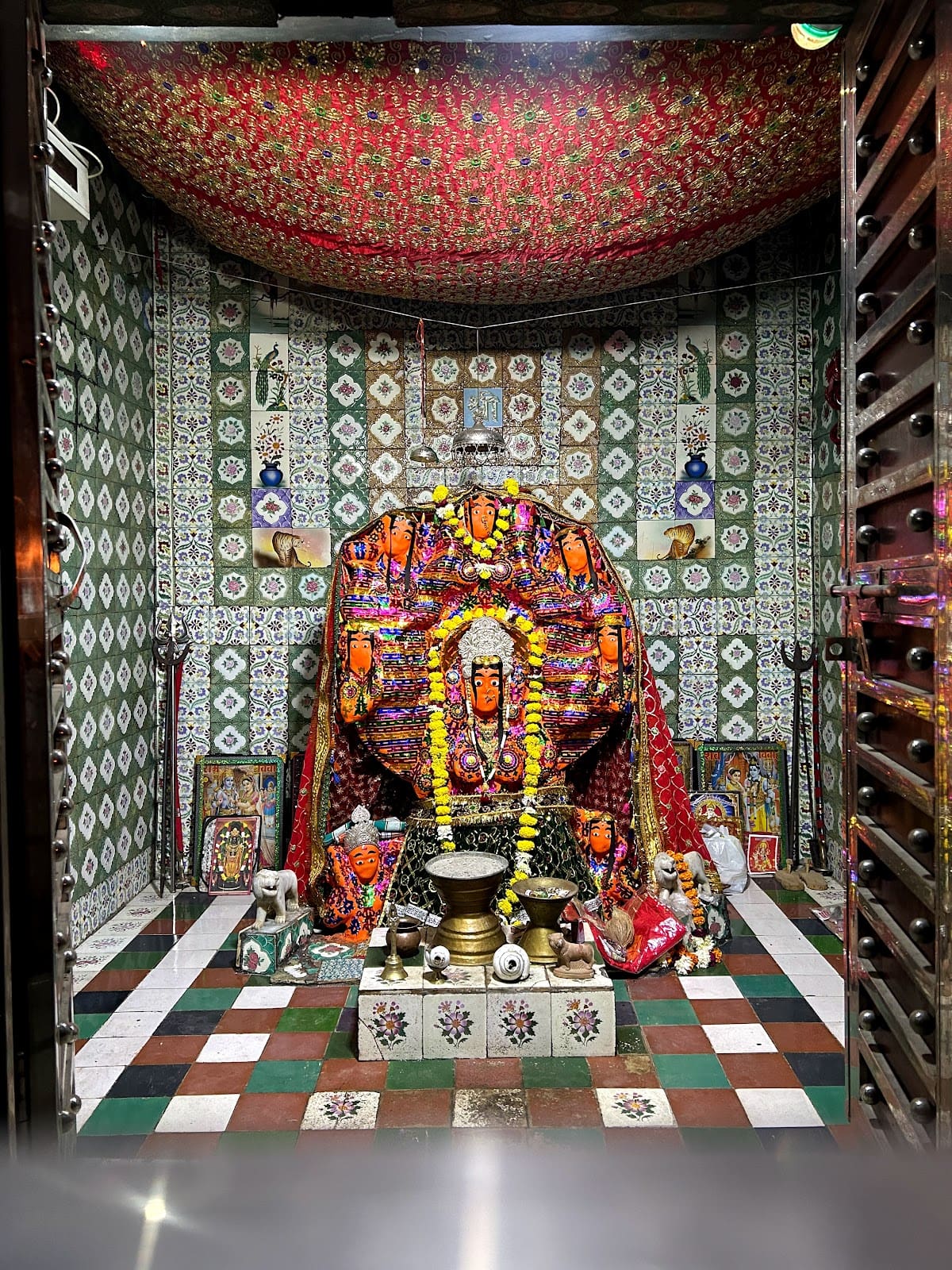 Ma Ambika Mandir, Musen Mata