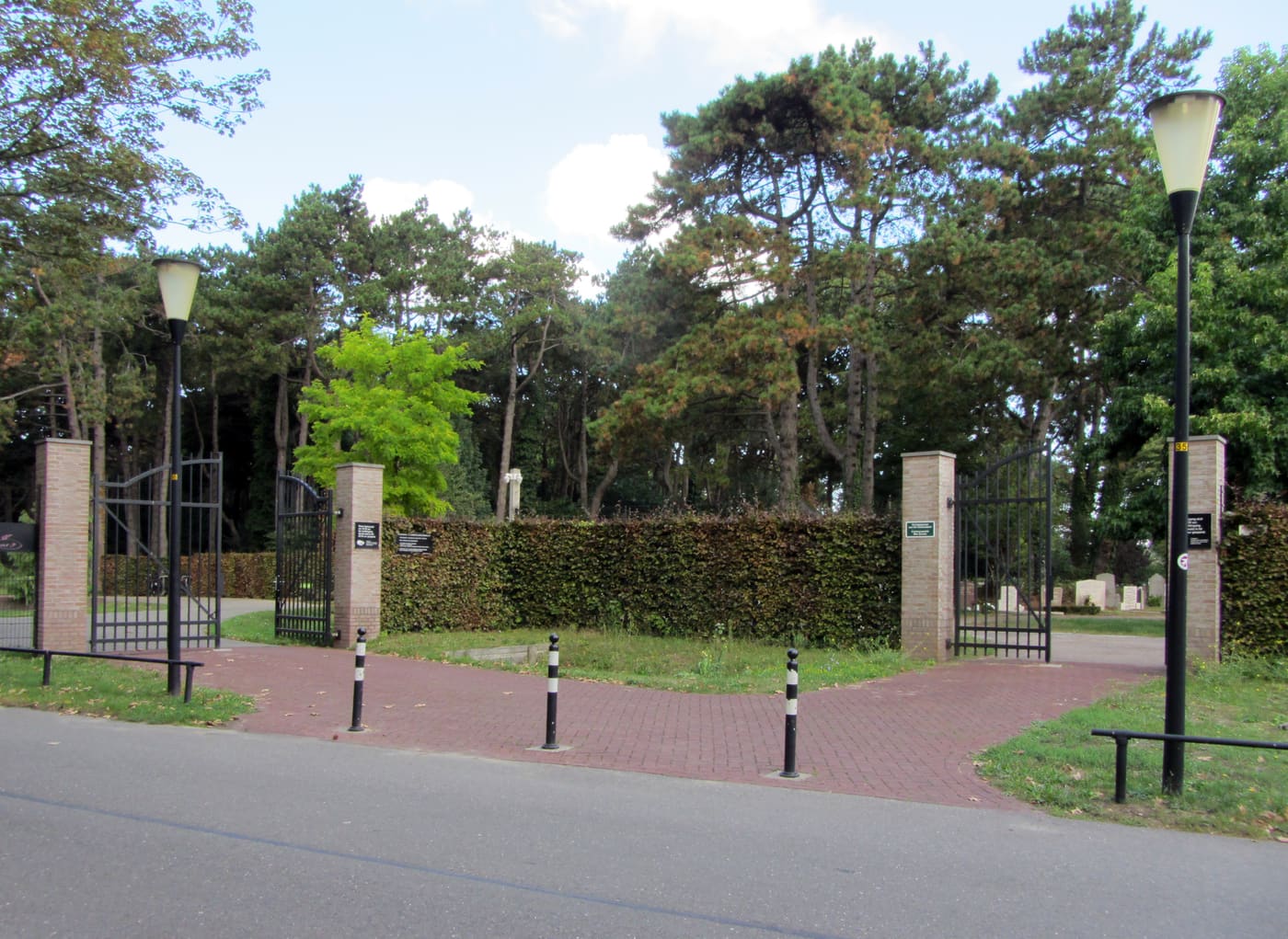 Cemetery Duinrust