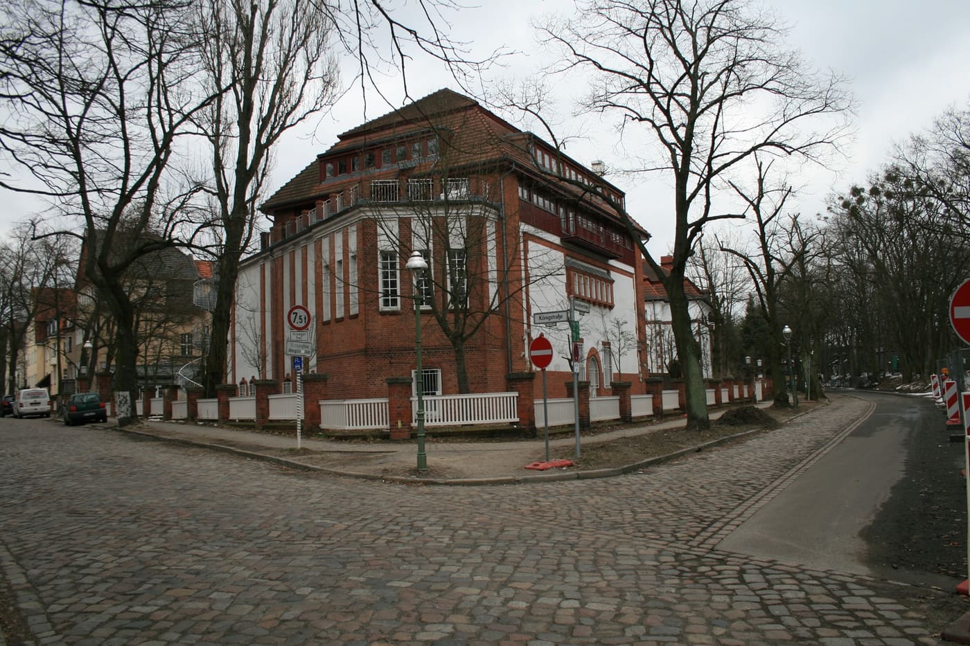 Auslieferung Anhaltinerstraße 36, Königstraße 28