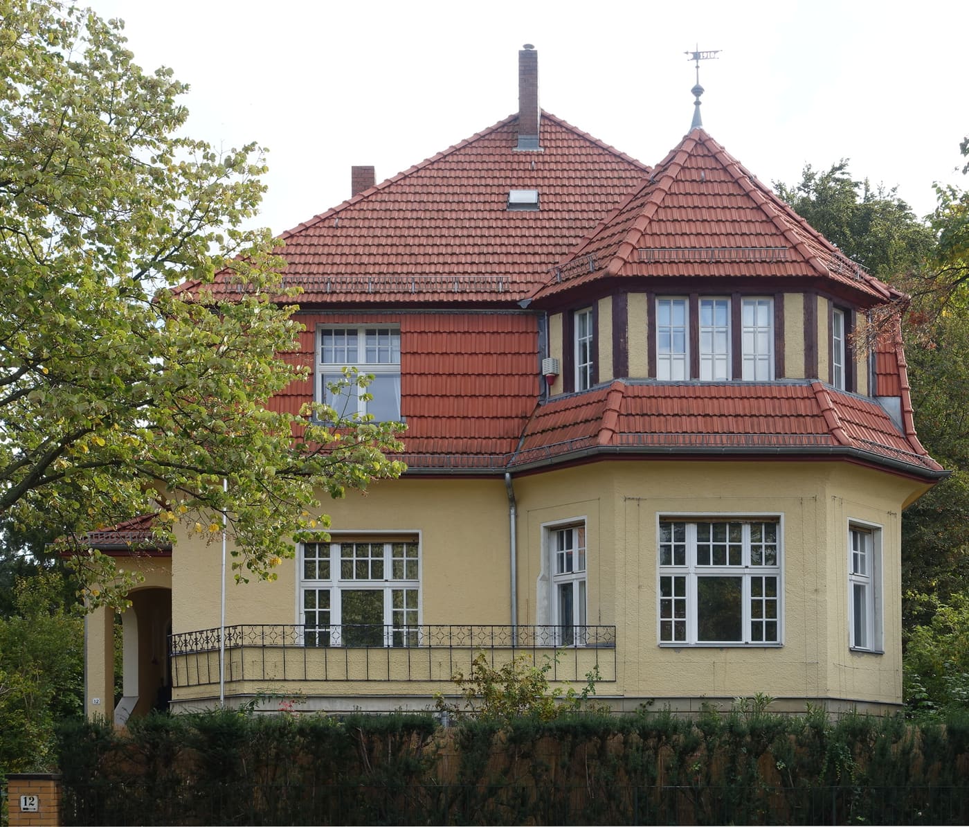 Lindenthaler Allee 4/14