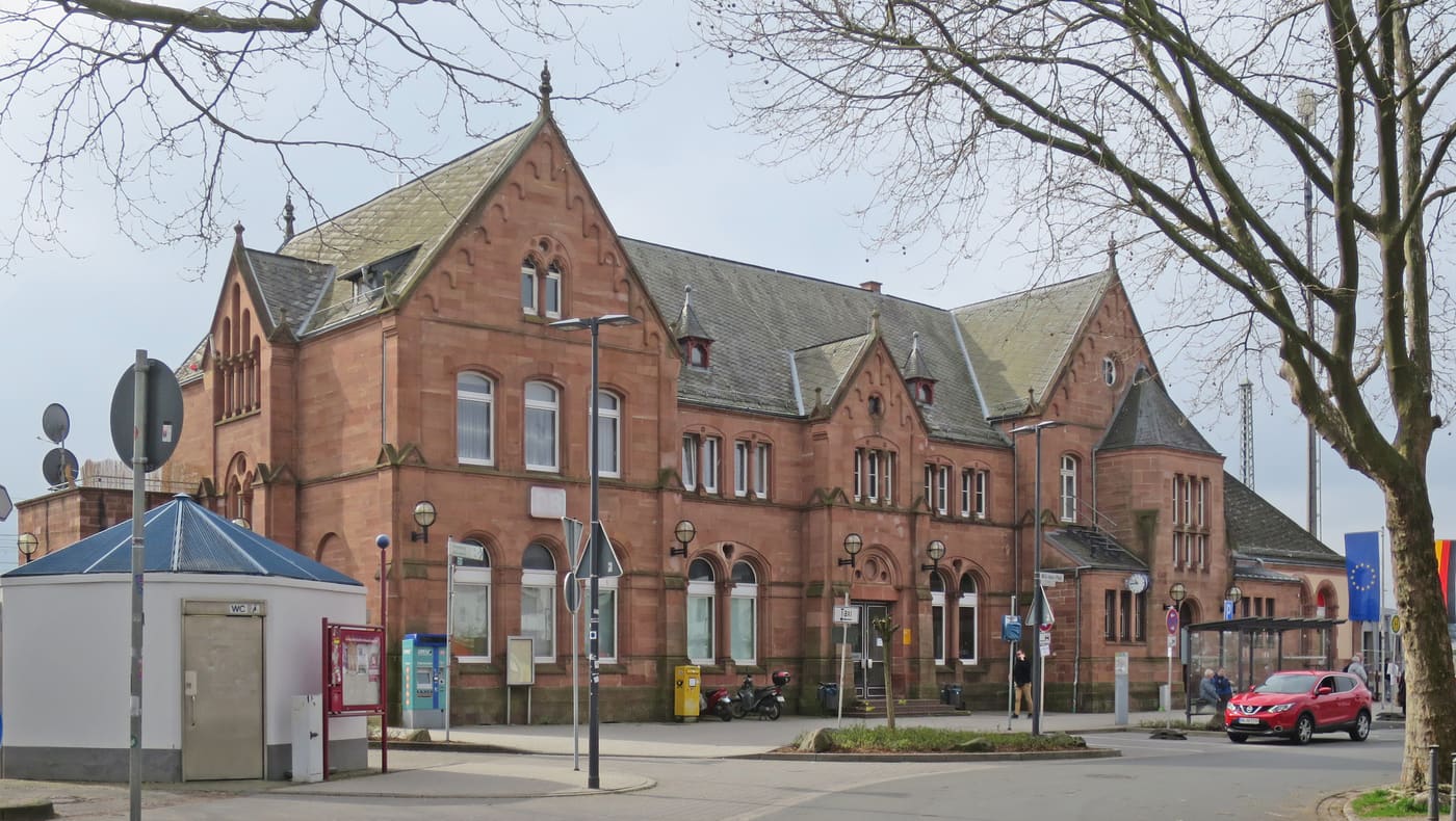 Gelnhausen station building