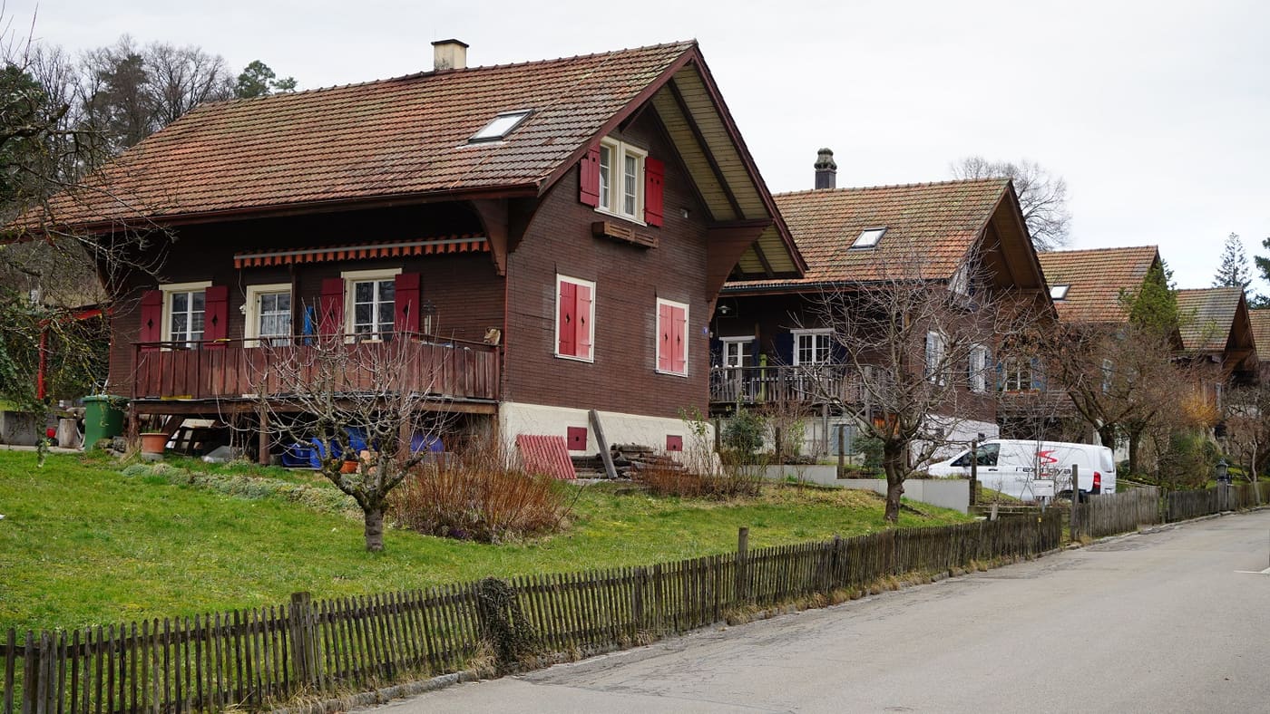 Chalet settlement