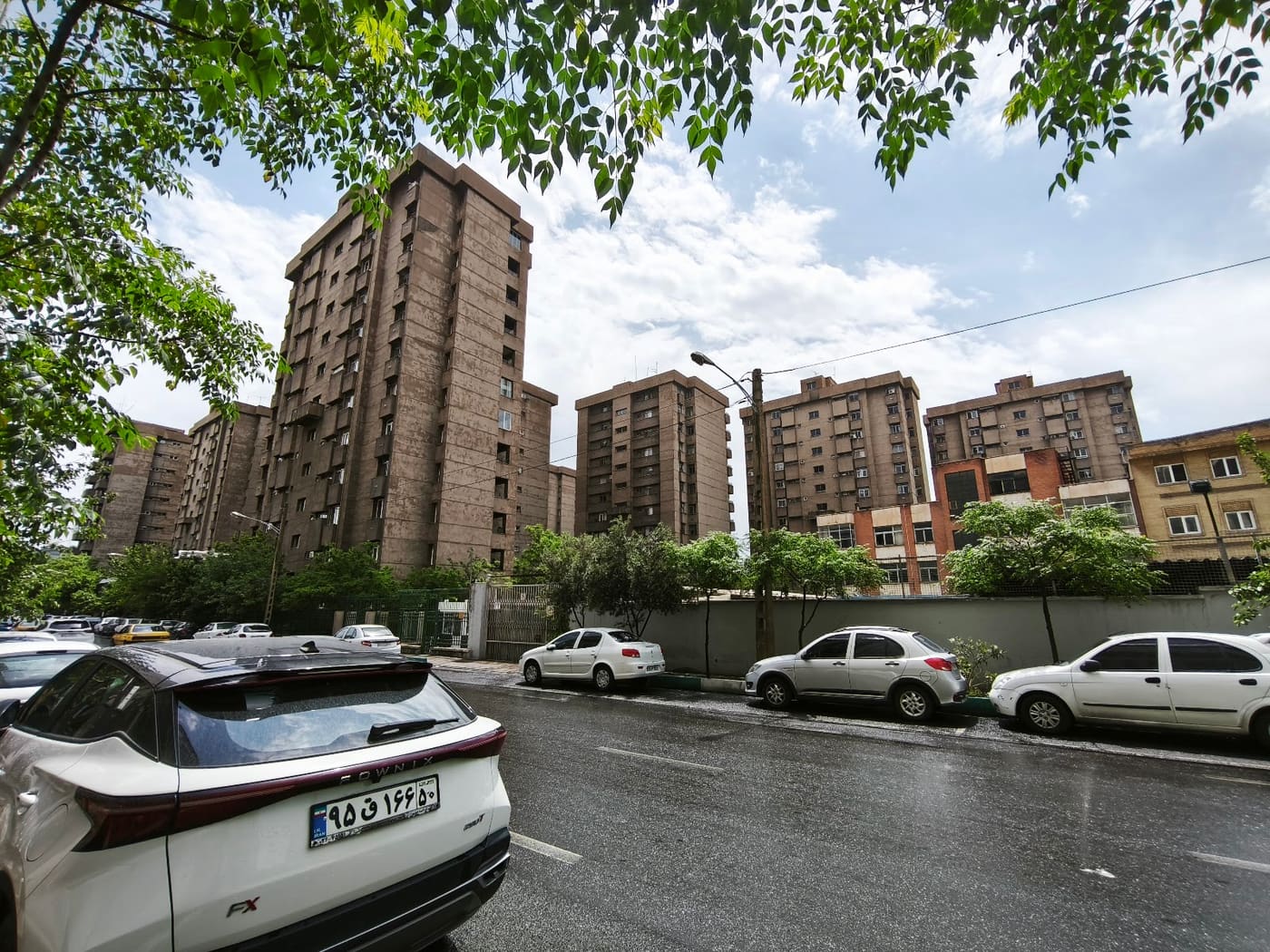 Behjatabad Apartment Complex