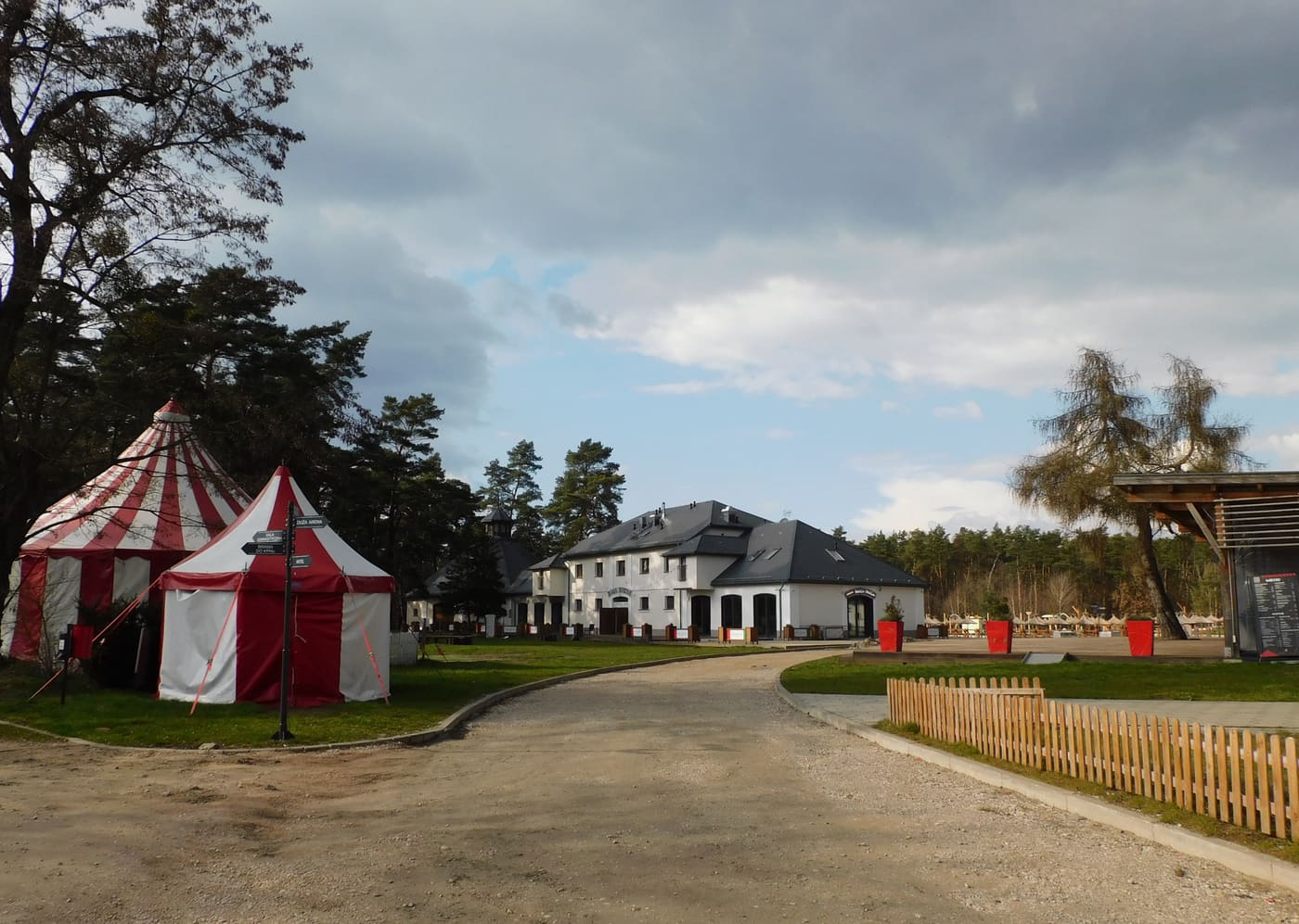 Circus school complex in Julinek