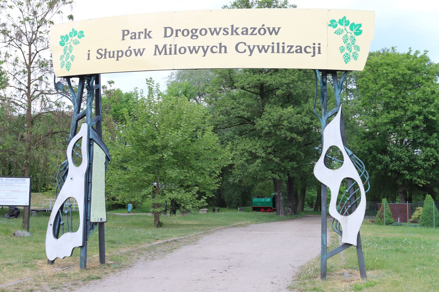 Park Drogowskazów i Słupów Milowych Cywilizacji w Witnicy
