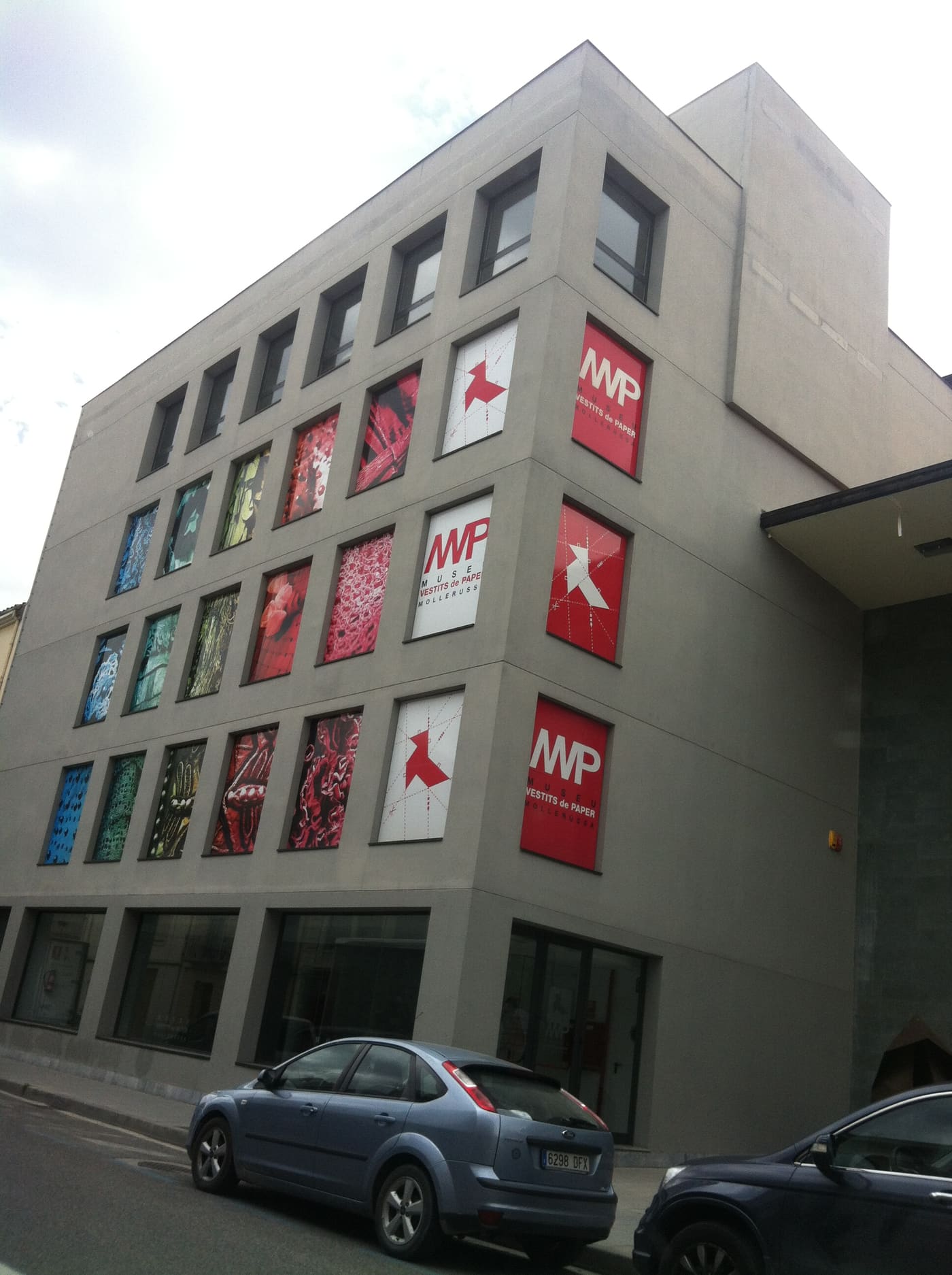 Museu de Vestits de Paper