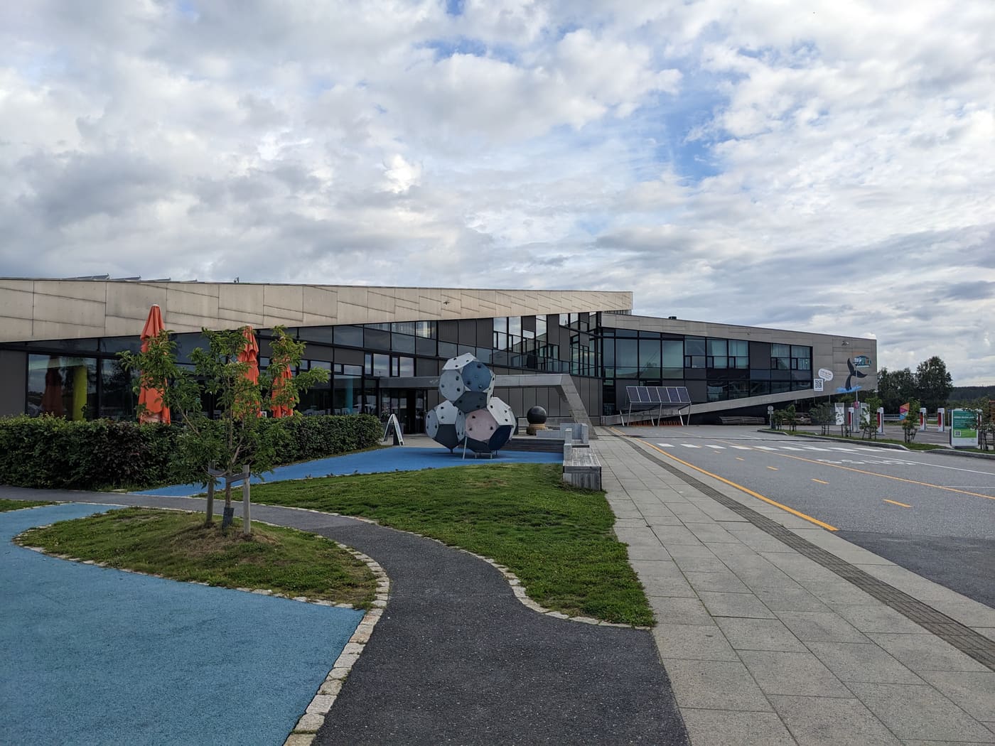 INSPIRIA science center