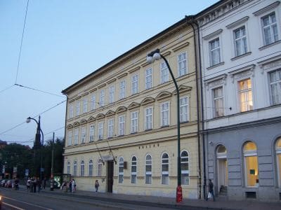 Hollar Gallery