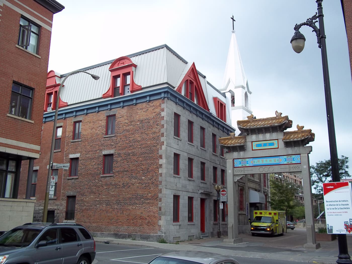 Noyau-du-Quartier-Chinois Heritage Site