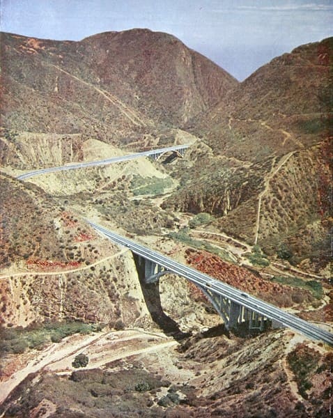 Caracas – La Guaira Highway bridges