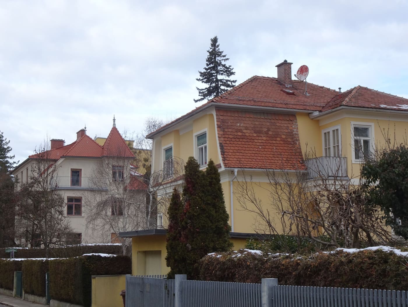 Villas in Königsmühlstraße