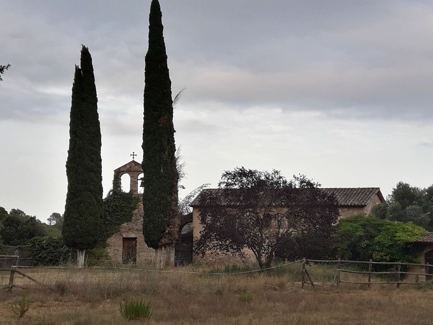 Ermita de Togores i Can Pagès Vell