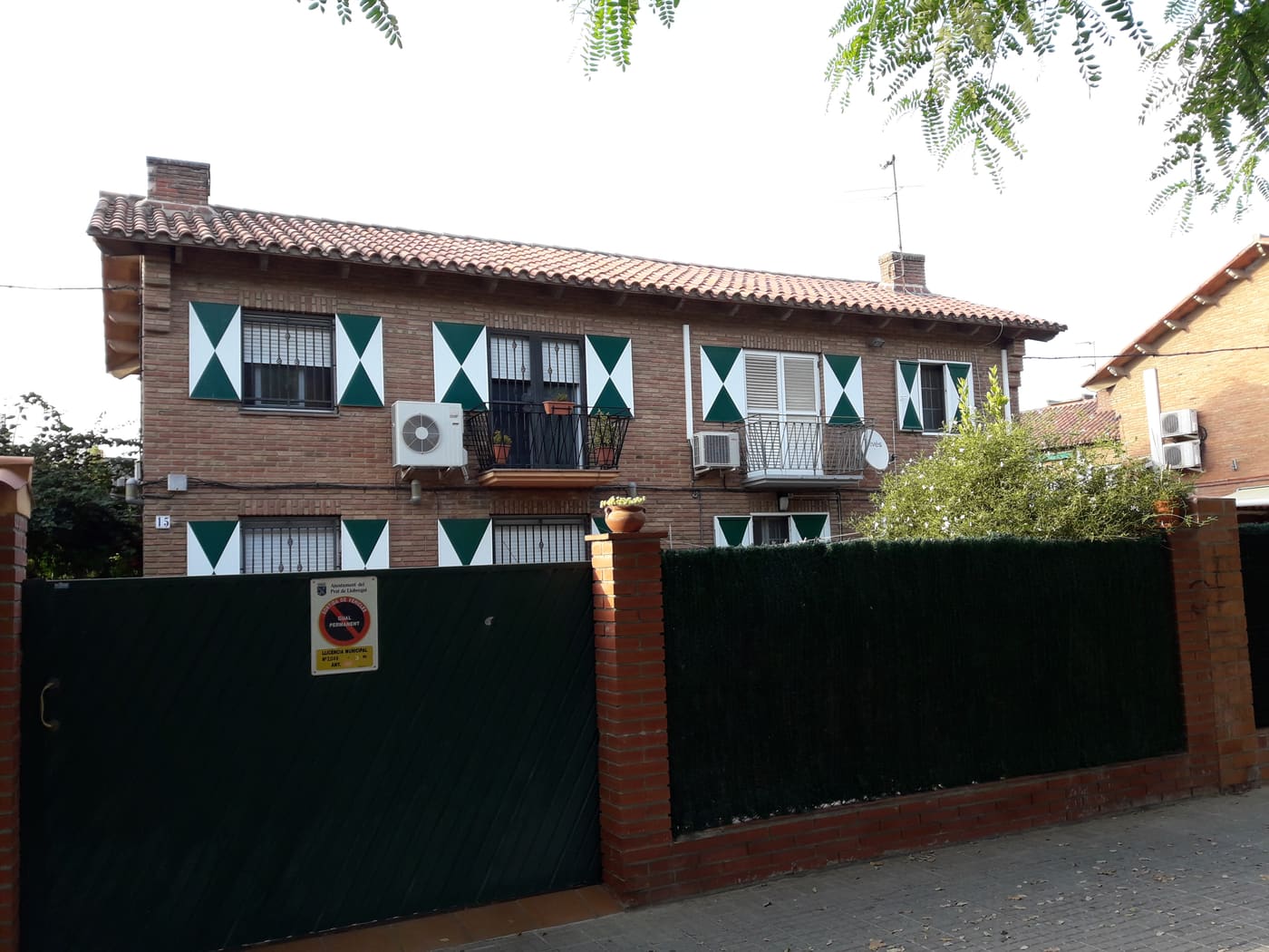 Cases de la Seda