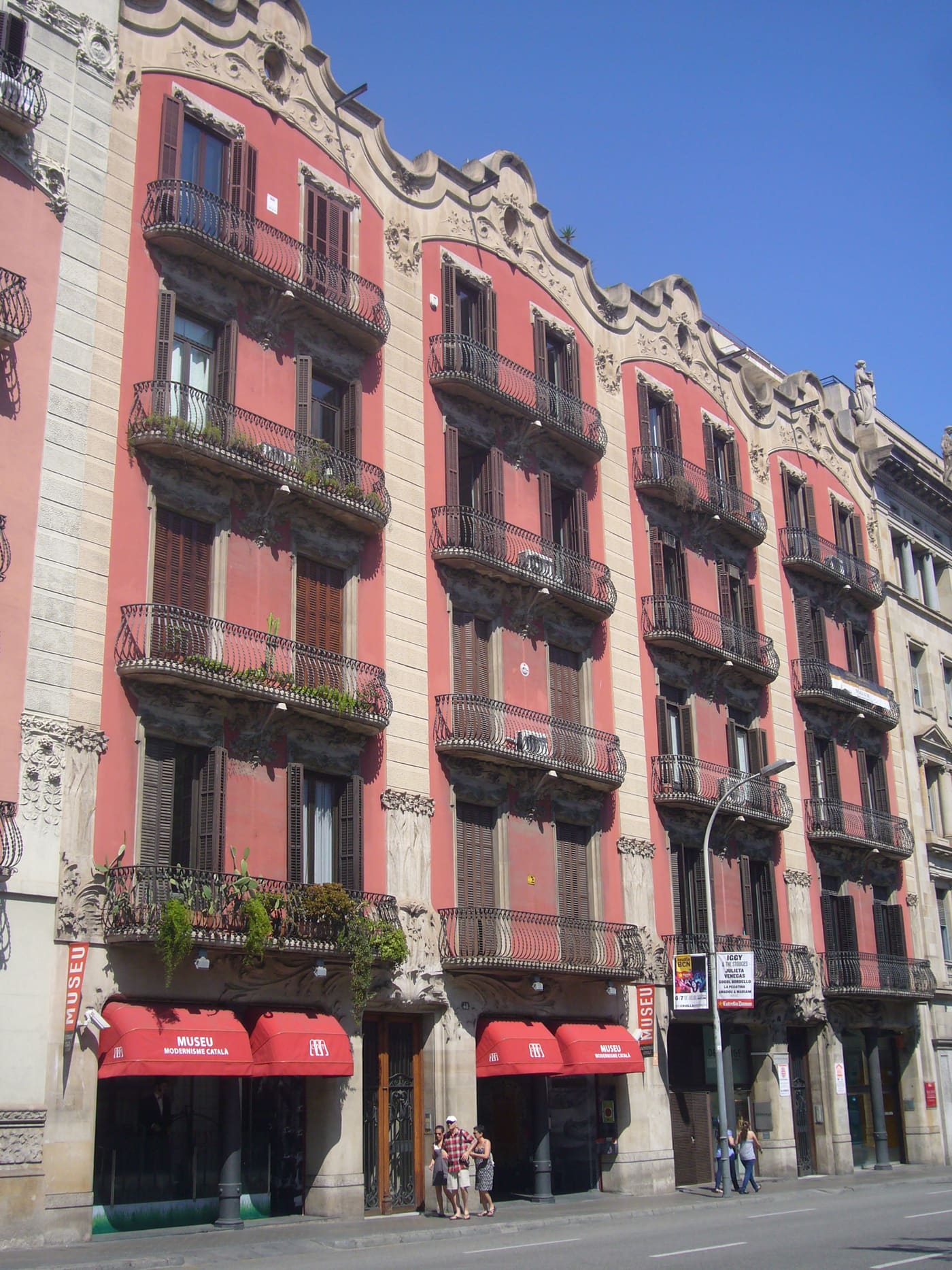 Cases Joan i Josep Bertrand
