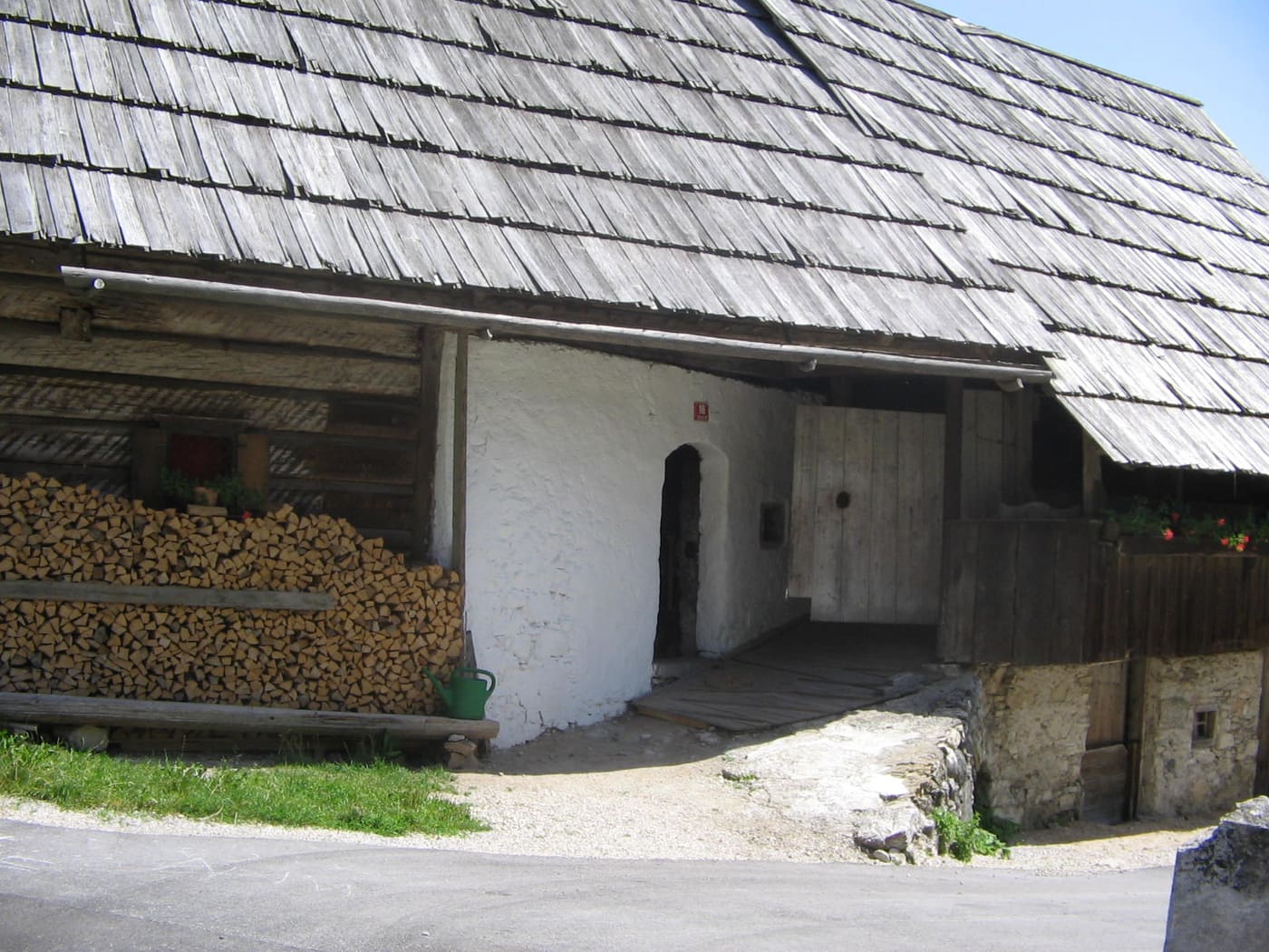Oplen House