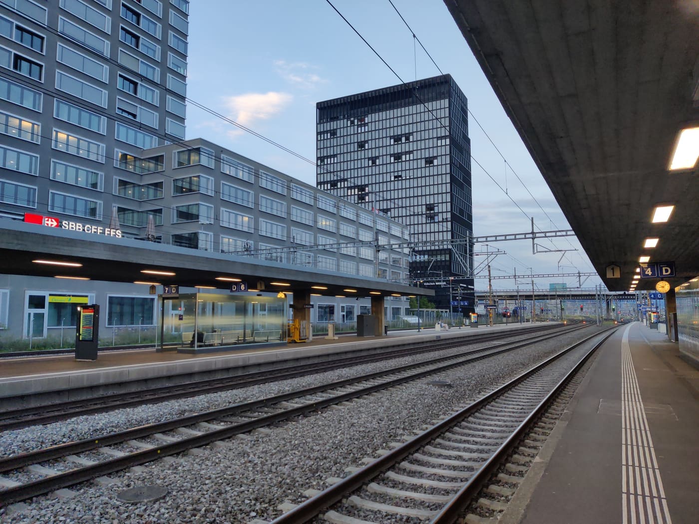 Platform Roofs Zürich-Alstetten