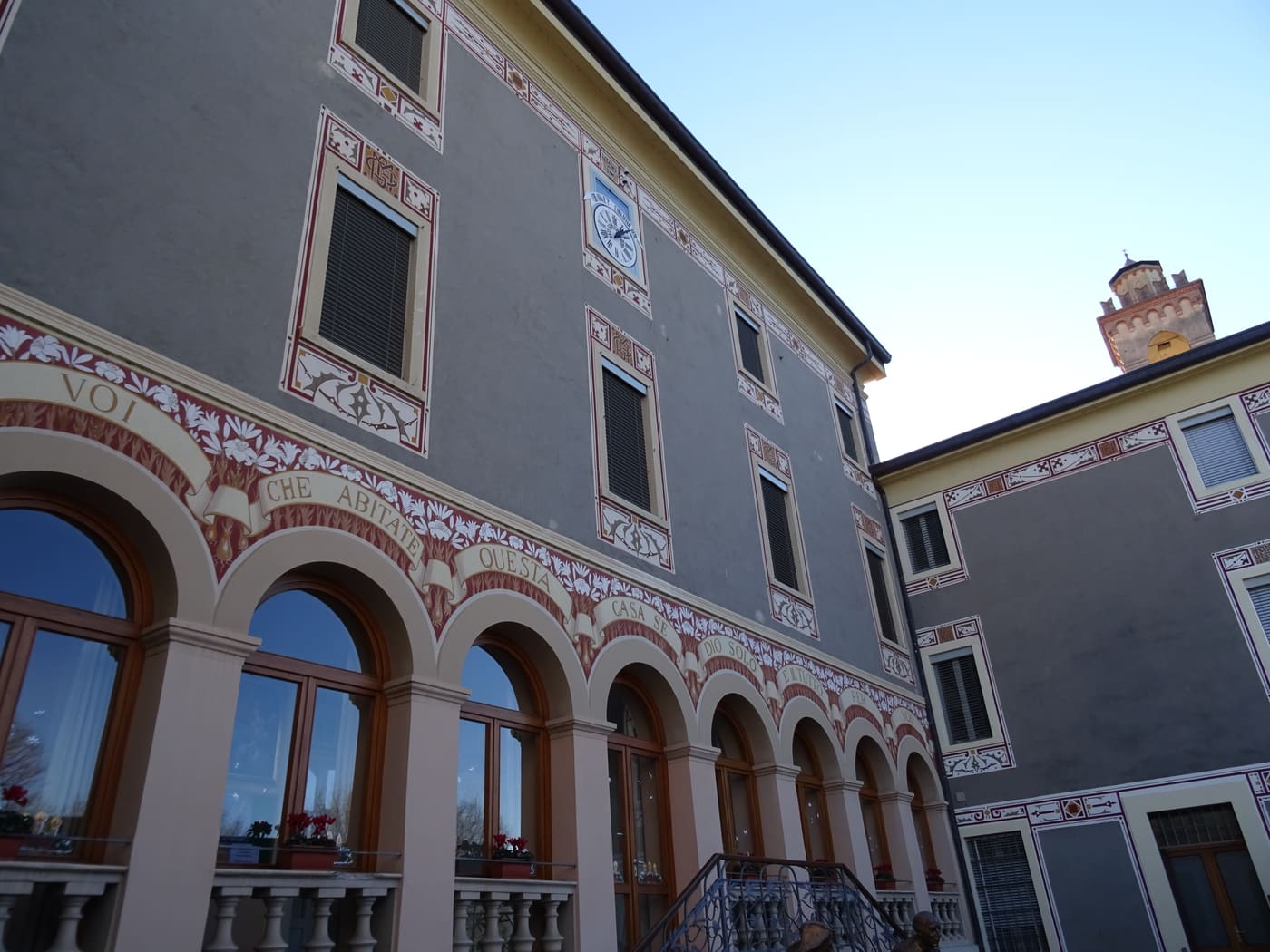 Istituto delle piccole suore della Sacra Famiglia