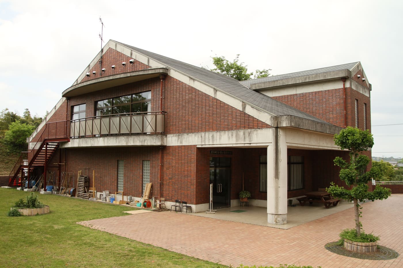 Hirokawa-Machi Kofun Park Museum