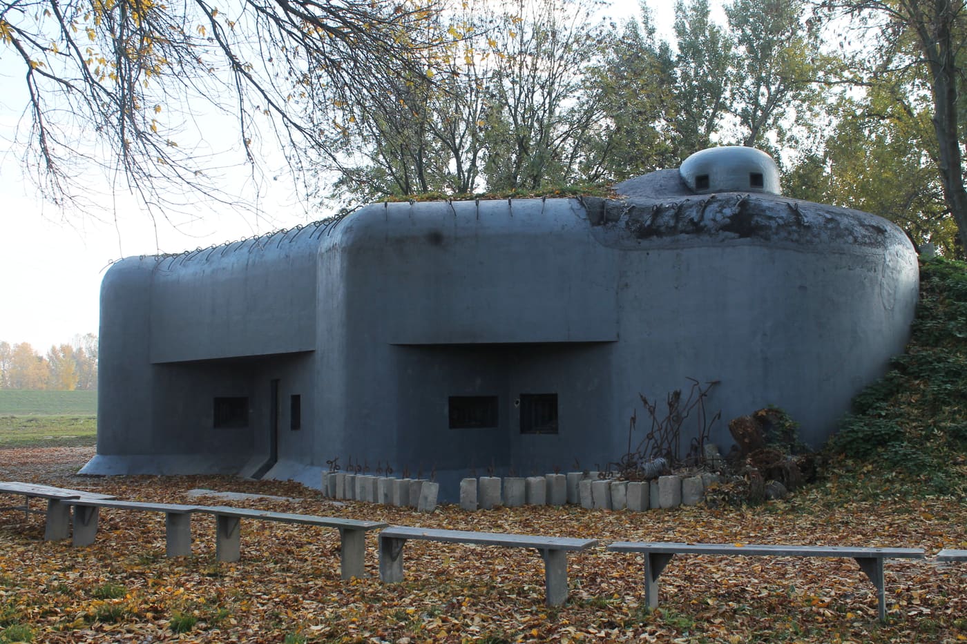 B-S 4 Lány casemate