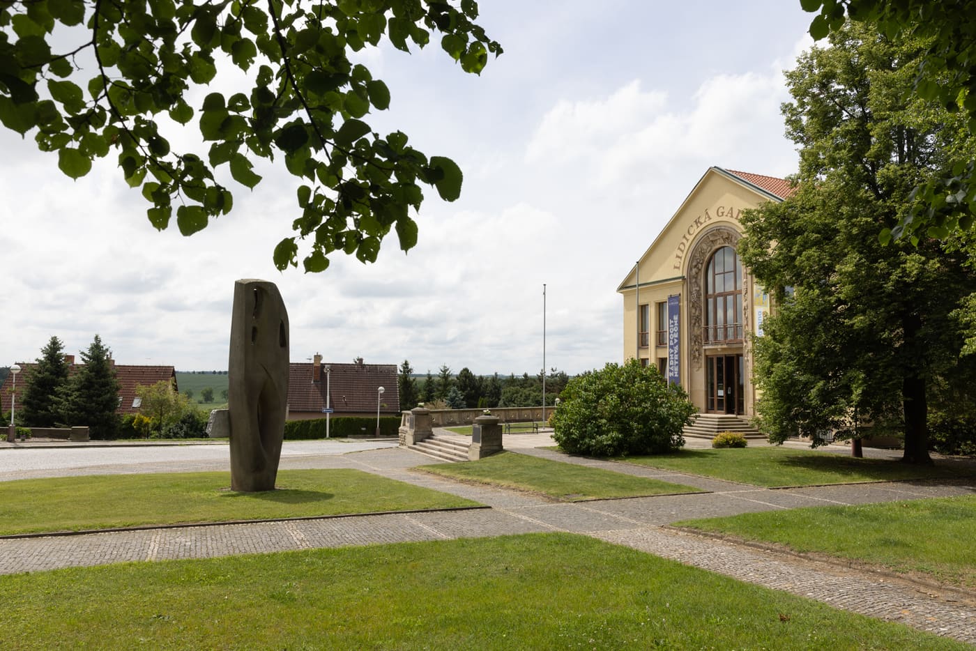 Lidice Gallery