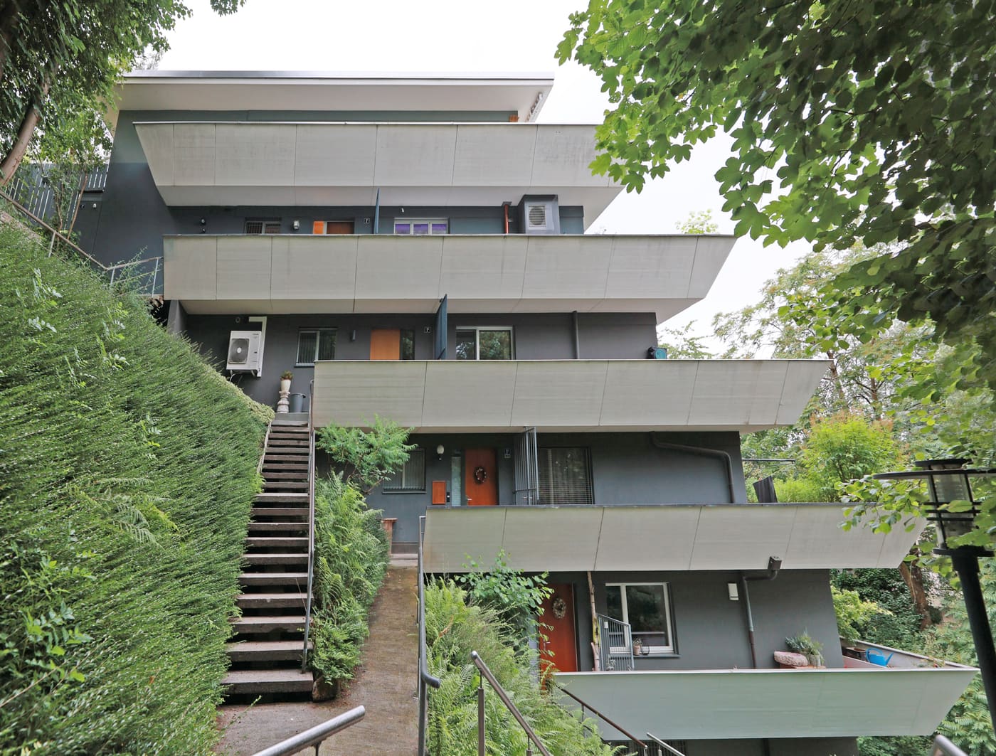 Terrace houses